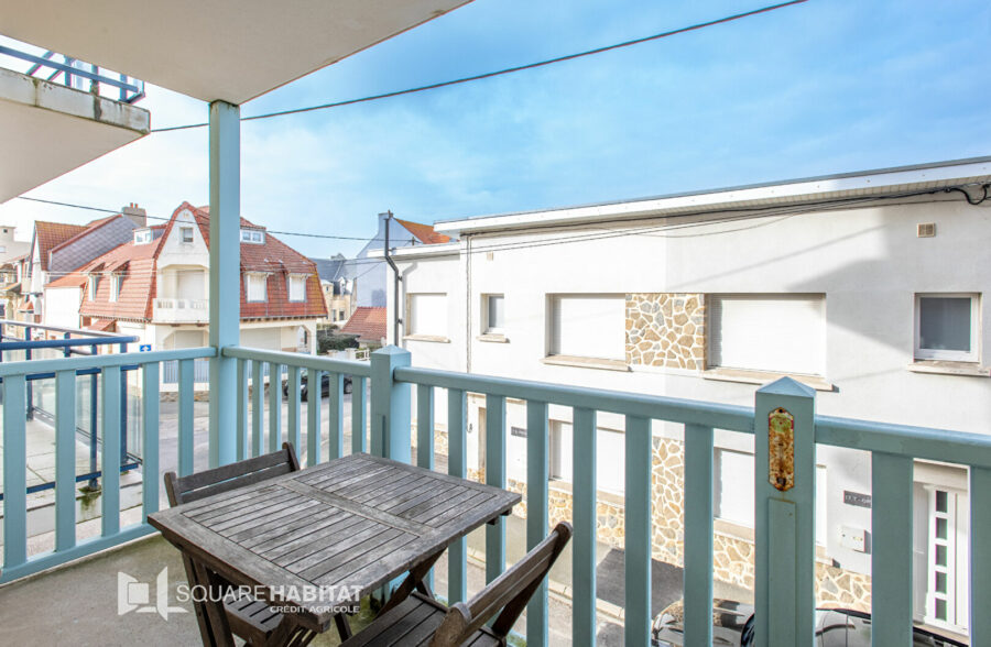 GRAND STUDIO + CABINE + Terrasse vue mer et Garage – 100 m PLAGE