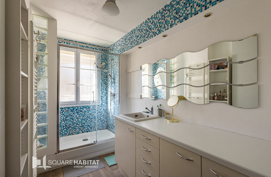 LILLE GRAND PALAIS : APPARTEMENT TYPE 4 DE 88,35M² AVEC PLACE DE PARKING ET CAVE