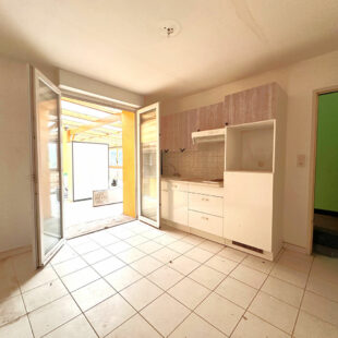 Immeuble avec Local Commercial et Duplex – Caudry