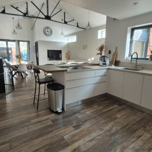 Loft individuel 5 pièces, 3 terrasses et garage 2 V.