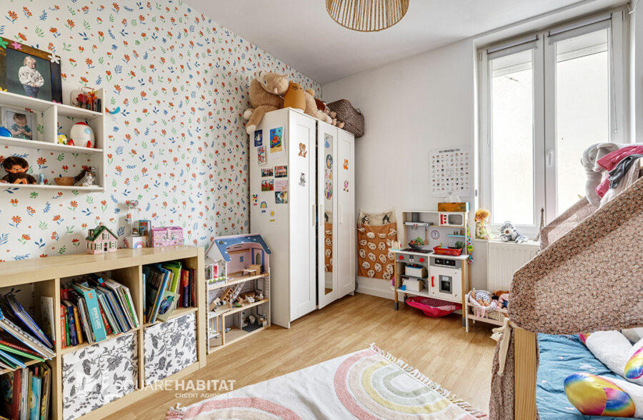 Wasquehal, Maison 2 chambres + bureau, cour et garage