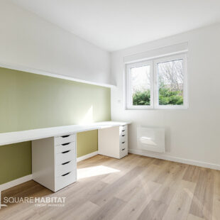 Maison des années 70-  4 chs jardin + garage proche tramway