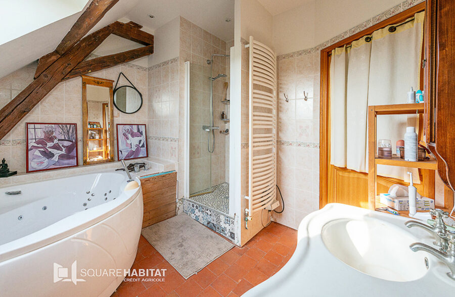 Maison Bousignies 10 pièce(s) 305m2