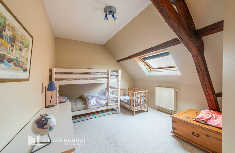 Maison Bousignies 10 pièce(s) 305m2