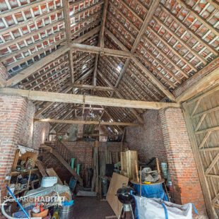 Maison Bousignies 10 pièce(s) 305m2