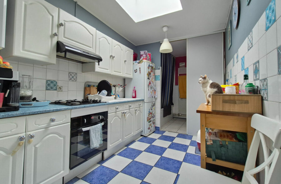 Charmante maison à petit budjet avec 3 chambres et cour