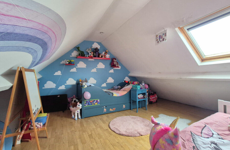 Charmante maison à petit budjet avec 3 chambres et cour