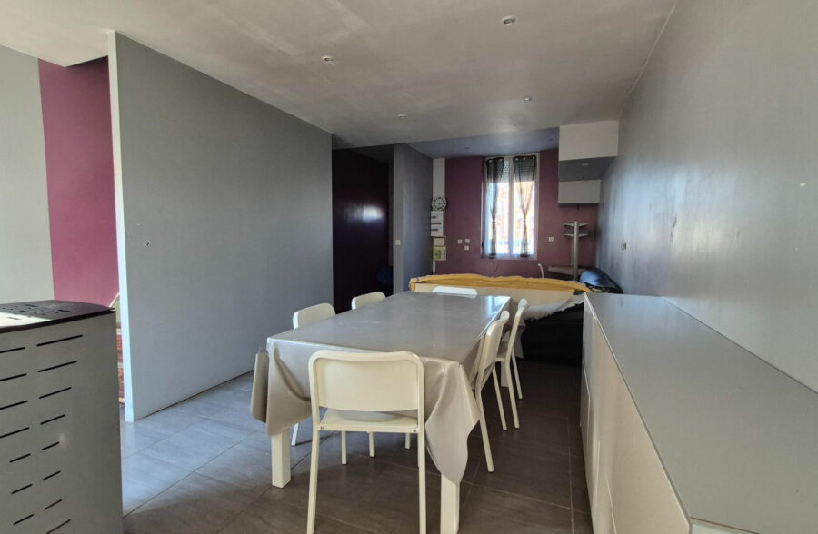 À VENDRE – Charmante Maison Semi–Flamande en Centre–Ville