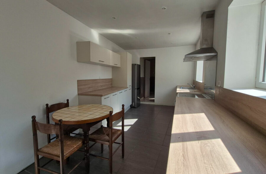 À VENDRE – Charmante Maison Semi–Flamande en Centre–Ville