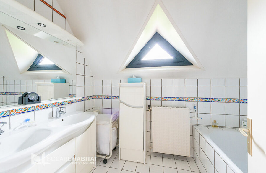 MAISON SEMI PLAIN PIED INDIVIDUELLE 5 CHAMBRES &nbsp;Sous offre&nbsp;