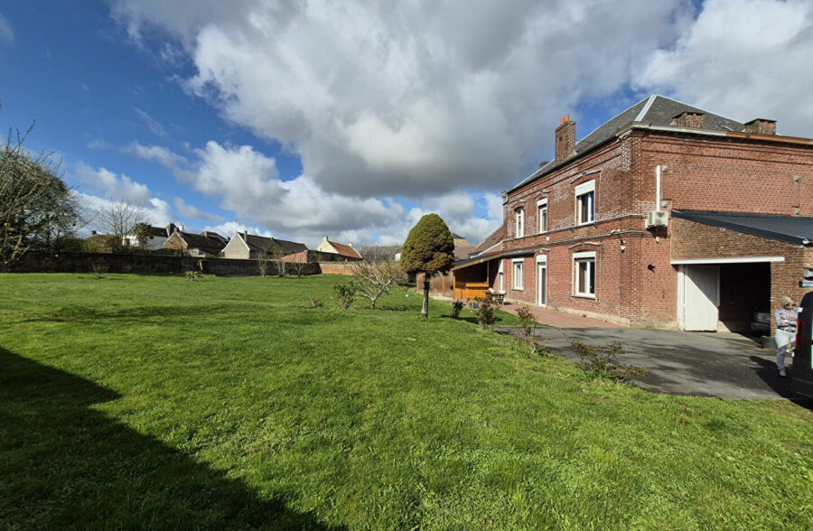 Maison Beauvois En Cambresis 7 pièce(s) 178 m2