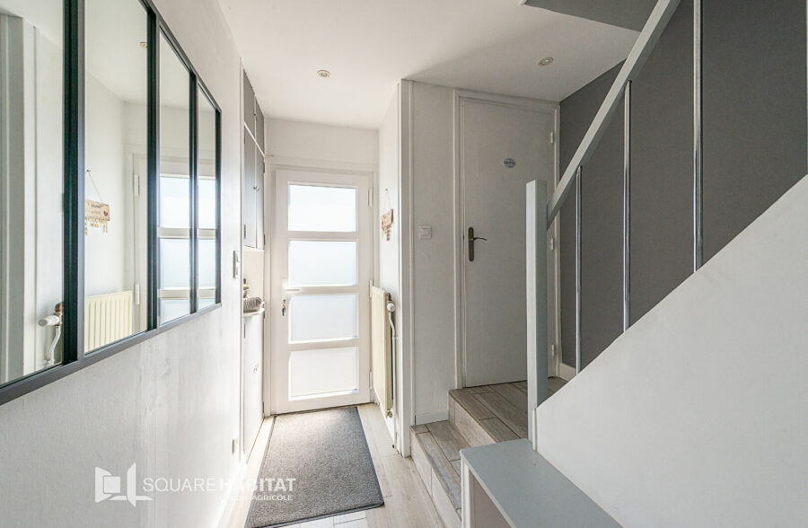 Charmante maison semi individuelle lumineuse