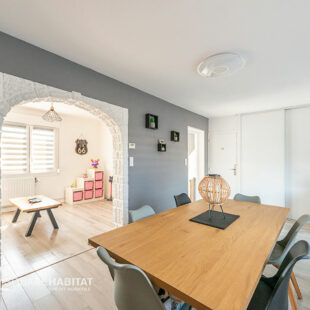 Charmante maison semi individuelle lumineuse