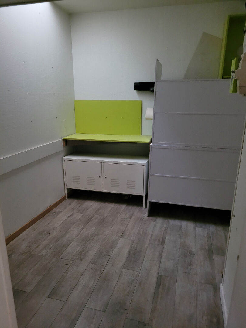 LENS CENTRE LOCAL DE +/-37m²