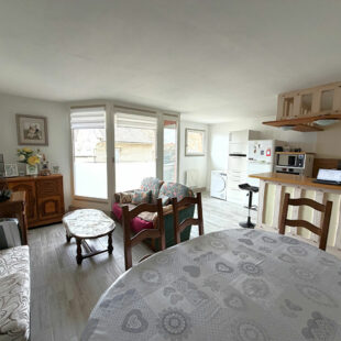 CALAIS – HYPER CENTRE