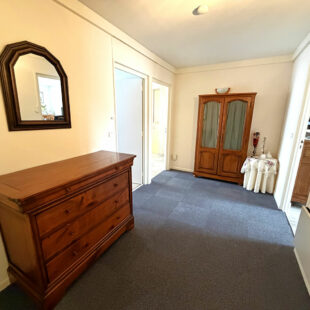 CALAIS – HYPER CENTRE