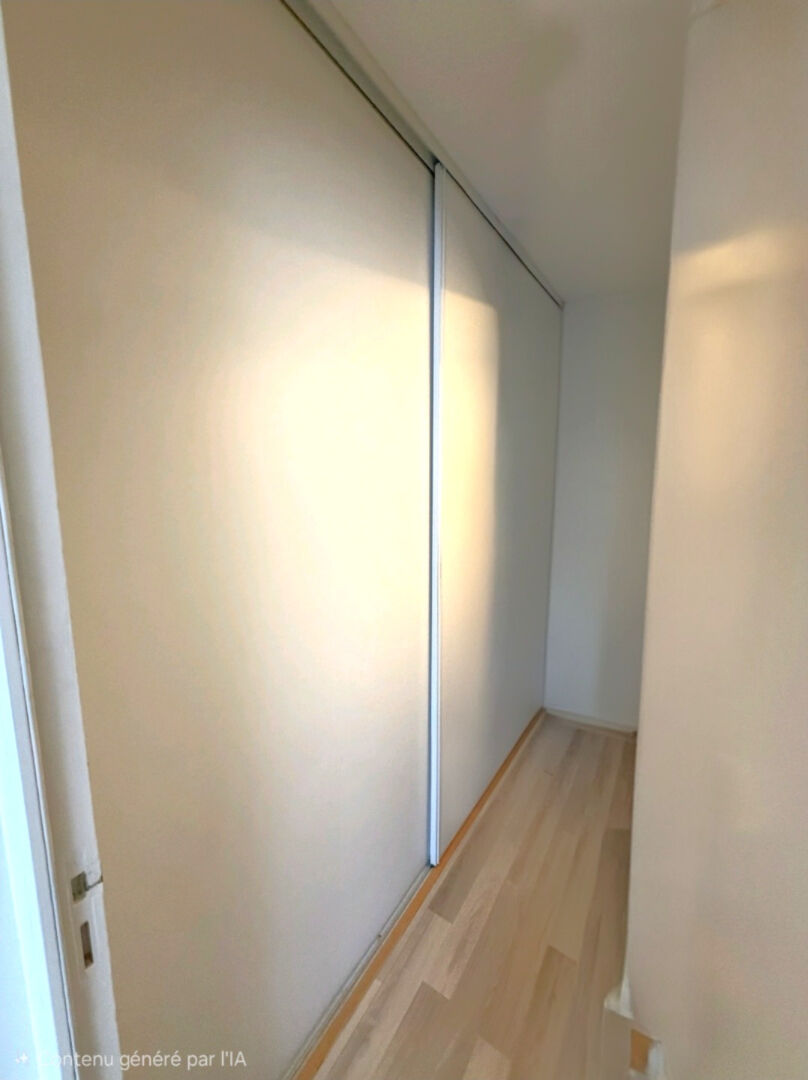 CALAIS – HYPER CENTRE