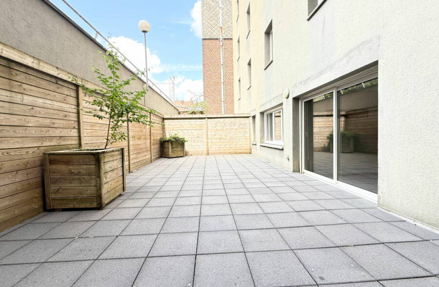 VAUBAN-CATHO APPARTEMENT 2 CHAMBRES TERRASSE ET PARKING