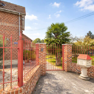 Maison semi individuelle 2 Chambres + Double garage