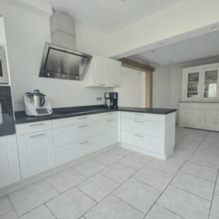 Maison semi individuelle 2 Chambres + Double garage