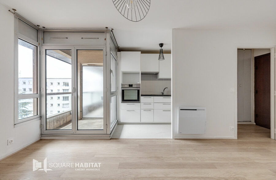 APPARTEMENT 2 PIECES RUE DE LA DIGUE  AVEC BALCON ET PARKING