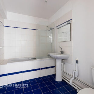 APPARTEMENT 2 PIECES RUE DE LA DIGUE  AVEC BALCON ET PARKING