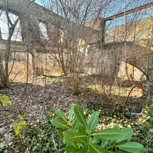 Ensemble immobilier à refaire sur noeux les mines