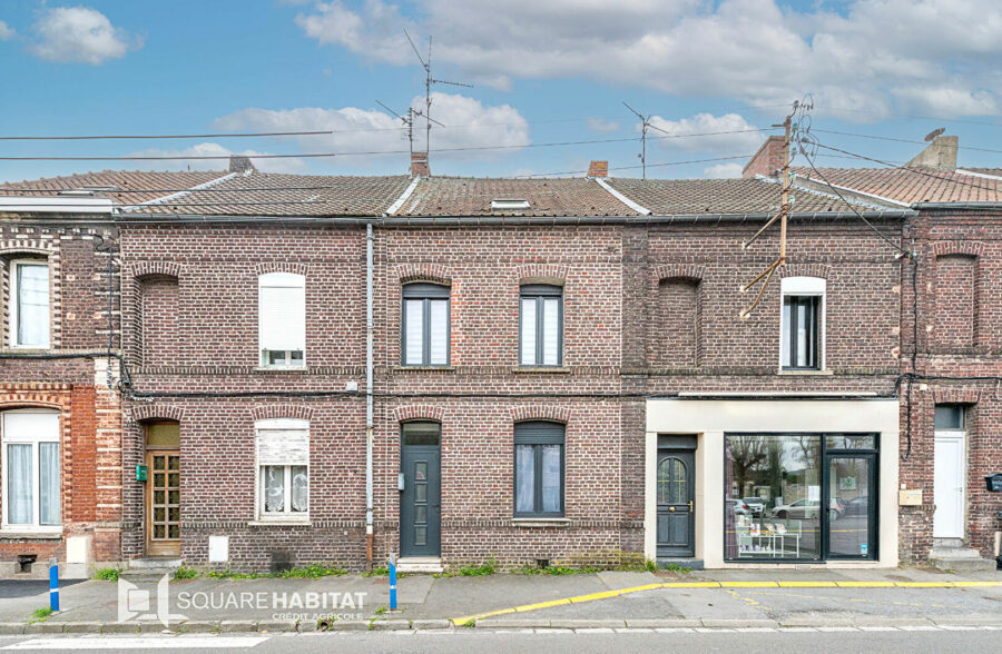 MAISON 4 CHAMBRES  DE 124 M²