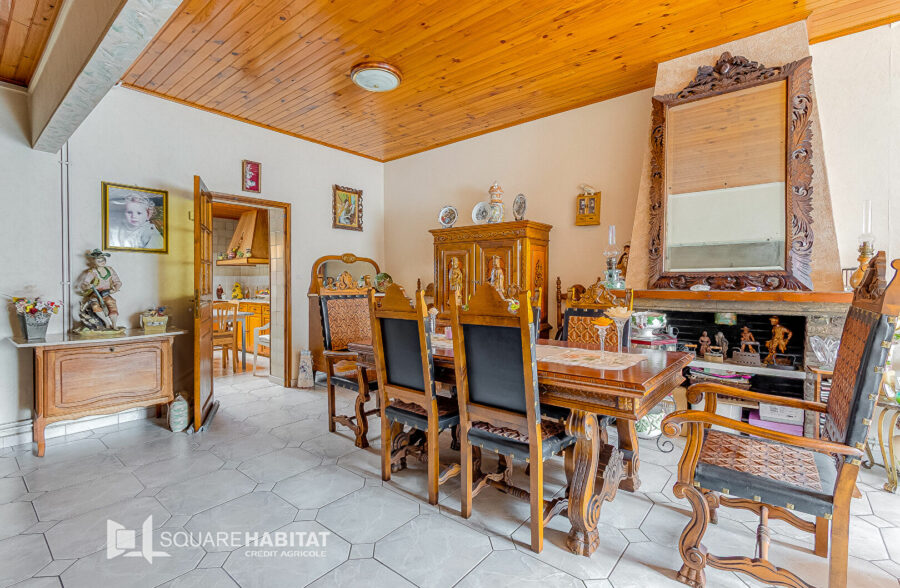 A VENDRE !!! Maison 150 m² ! 6 pièces ! 4 chambres ! Jardin ! Double garage Prix : 189 900 € HAI!!