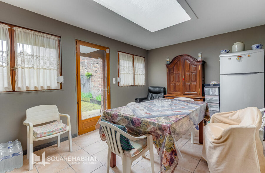 A VENDRE !!! Maison 150 m² ! 6 pièces ! 4 chambres ! Jardin ! Double garage Prix : 189 900 € HAI!!