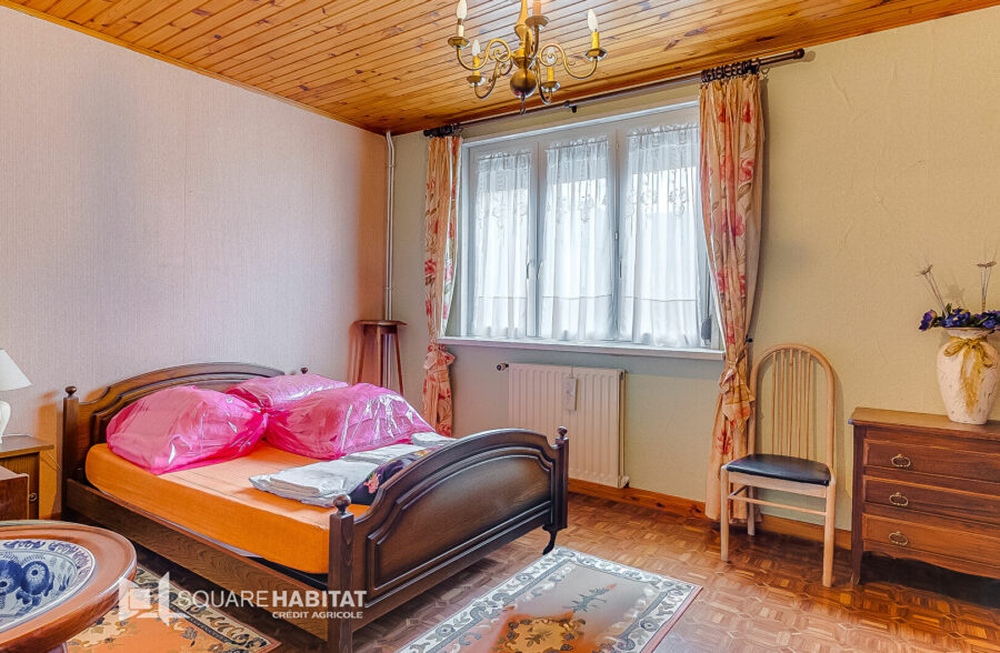 A VENDRE !!! Maison 150 m² ! 6 pièces ! 4 chambres ! Jardin ! Double garage Prix : 189 900 € HAI!!