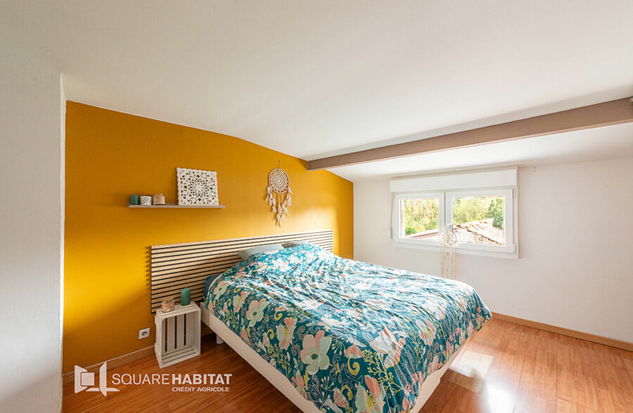 Coup de coeur  Maison individuelle rénovée 115 m², jardin et poêle à pellets