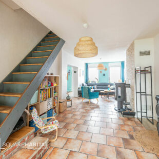 Coup de coeur  Maison individuelle rénovée 115 m², jardin et poêle à pellets