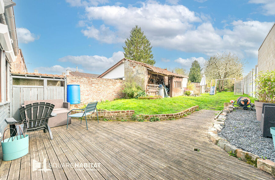 Coup de coeur  Maison individuelle rénovée 115 m², jardin et poêle à pellets