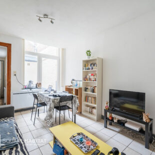 Immeuble de rapport avec 3 appartements pour un loyer de plus de 20.000 € annuel