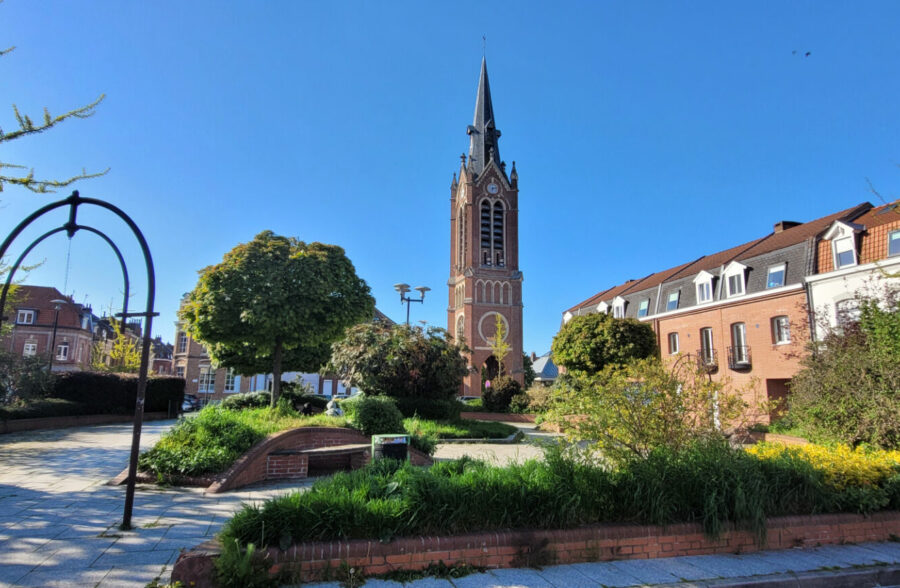 Immeuble de rapport avec 3 appartements pour un loyer de plus de 20.000 € annuel