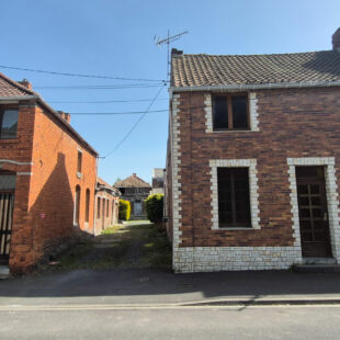 Ensemble immobilier Quievrechain env 200 m2