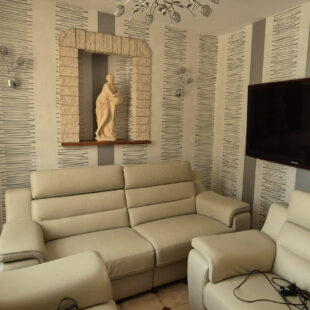 Ensemble immobilier Quievrechain env 200 m2