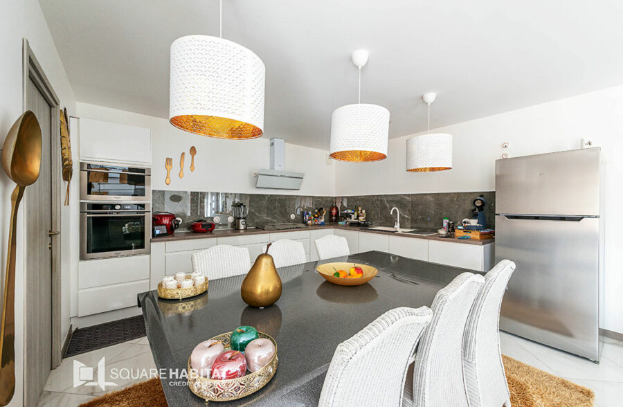 Maison individuelle semi plain pied + second logement