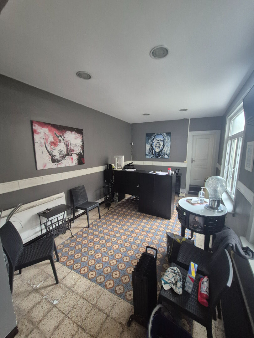 À VENDRE – IMMEUBLE MIXTE AVEC LOCAL PROFESSIONNEL ET BEAU DUPLEX – emplacement n°1