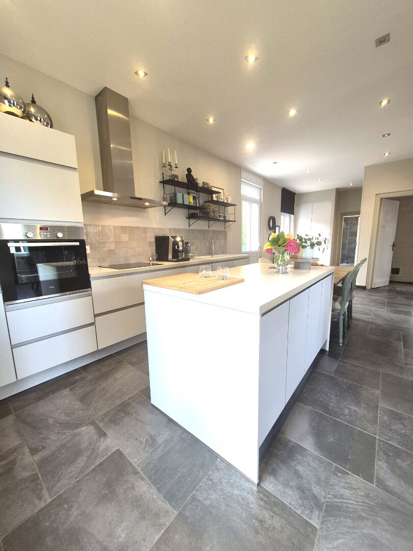 Maison Cambrai 10 pièce(s) 183 m2