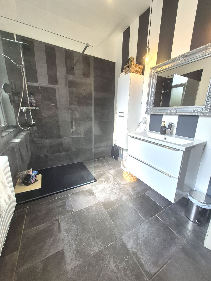 Maison Cambrai 10 pièce(s) 183 m2