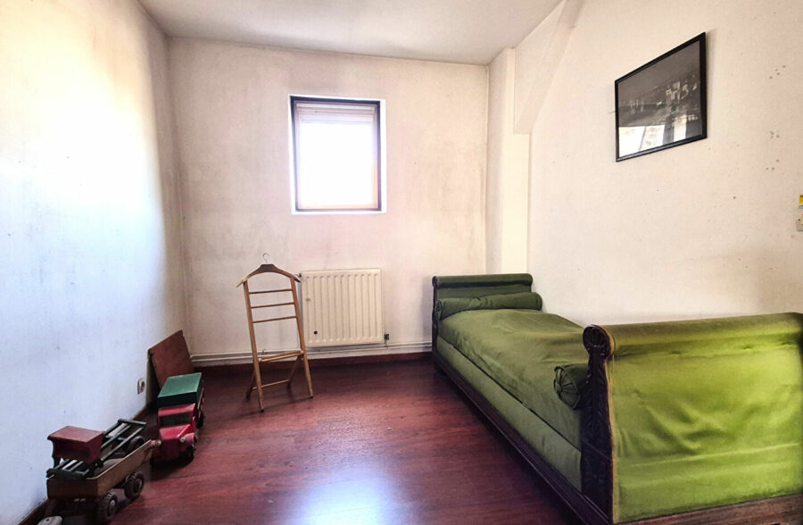 BOULEVARD GAMBETTA – A QUELQUES PAS DE LA PLACE DE LA VICTOIRE