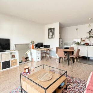 APPARTEMENT DE TYPE 2 AVEC TERRASSE, CAVE ET GARAGE