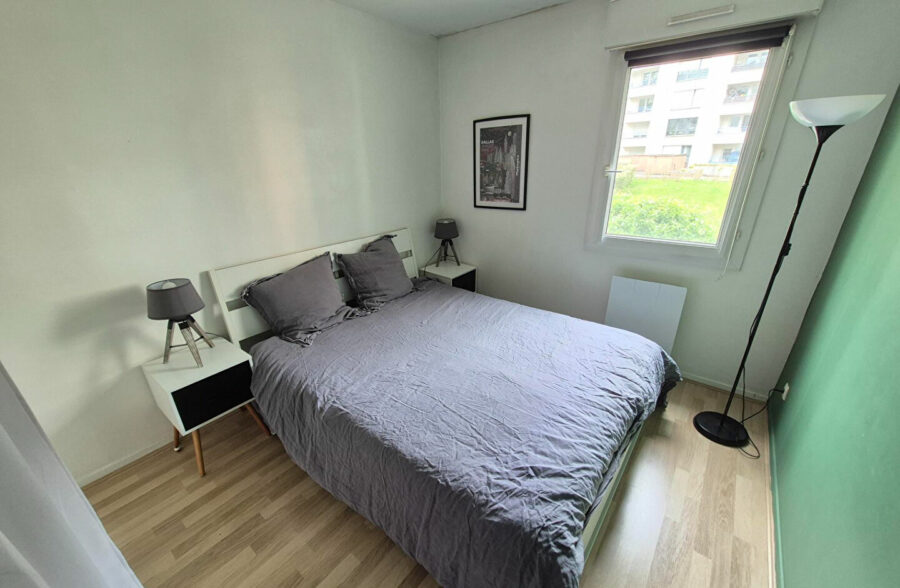 APPARTEMENT DE TYPE 2 AVEC TERRASSE, CAVE ET PARKING