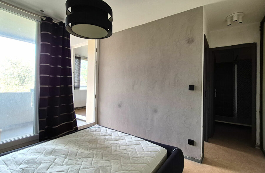 APPARTEMENT TYPE 2 AVEC BALCON ET PARKING