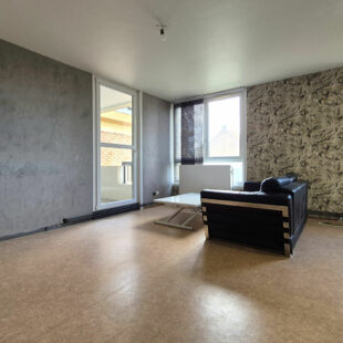 APPARTEMENT TYPE 2 AVEC BALCON ET PARKING