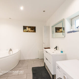 Maison Avesnes Les Aubert 5 pièce(s) 100 m2 <small> Sous compromis </small>