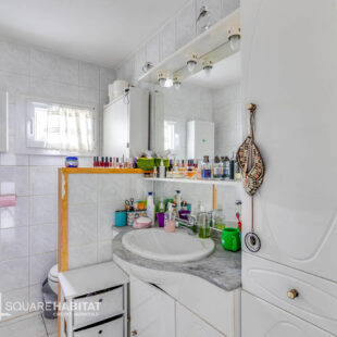 JOLIE MAISON OFFRANT  LUMINOSITE ET JARDIN BIEN EXPOSE