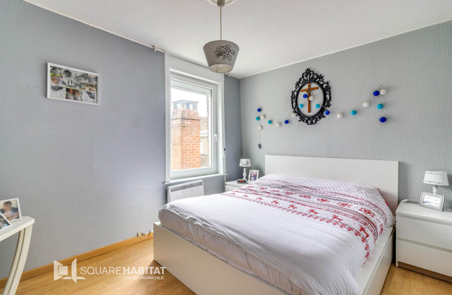 JOLIE MAISON OFFRANT  LUMINOSITE ET JARDIN BIEN EXPOSE
